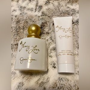 Jessica Simpson Fancy Set. New never used.